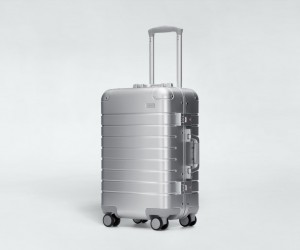 Maleta Away Carry-On: Aluminum Edition Plateados | bU1S1gWI5mc