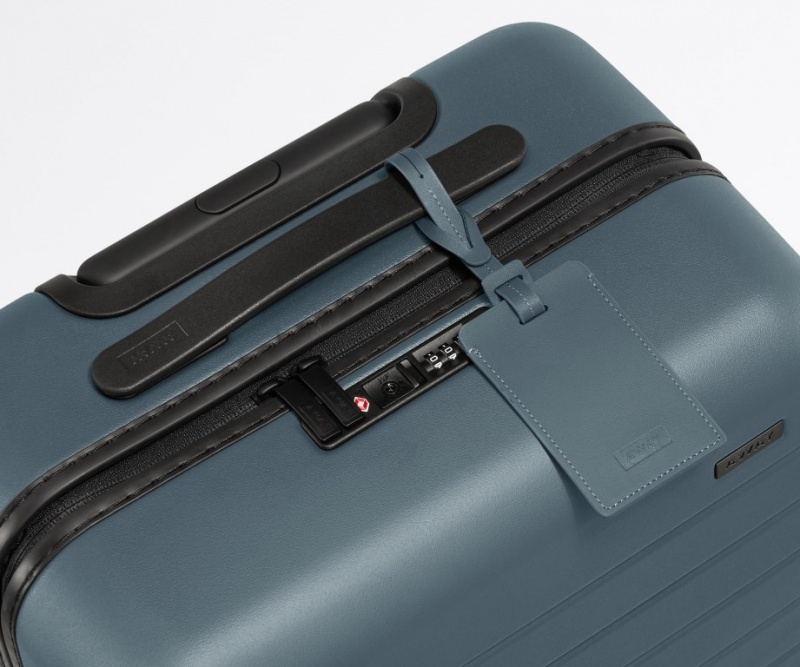 Maleta Away Bigger Carry-On Azules | BmR0sSm9aDn