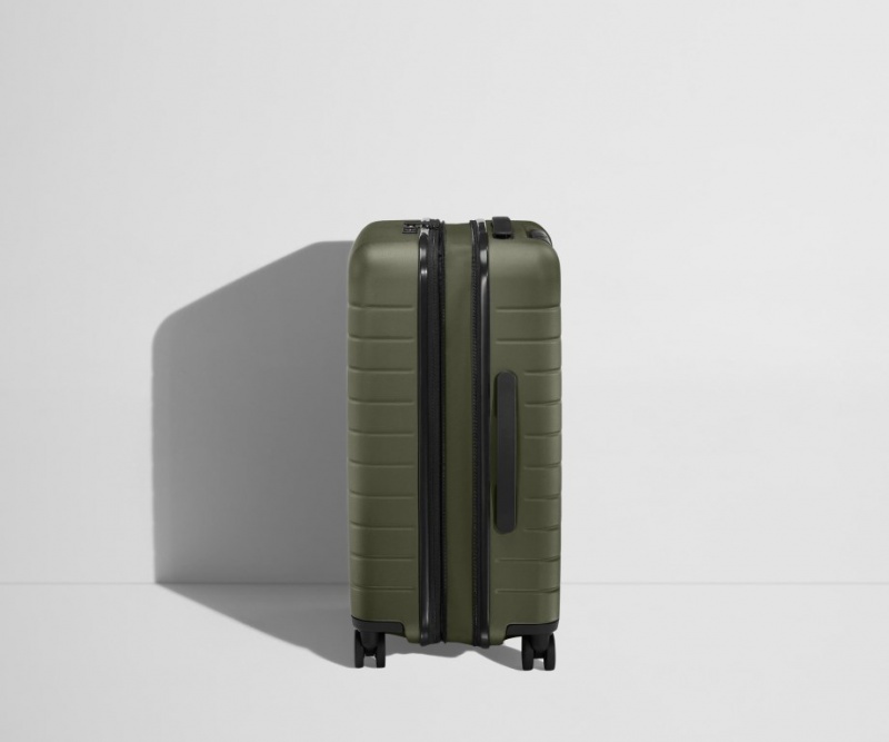 Maleta Away Bigger Carry-On Flex Verde Oliva Verdes | 0Xpm6ky153f