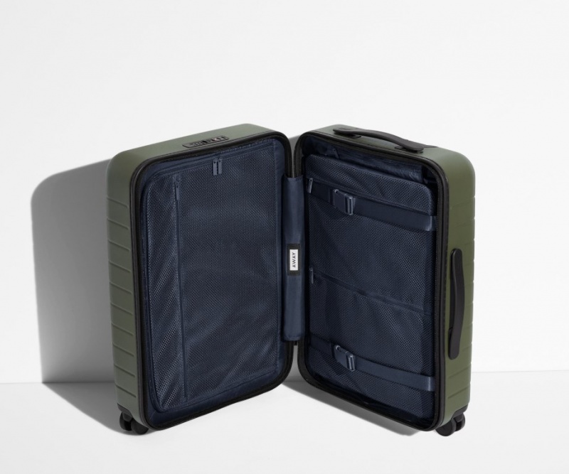 Maleta Away Bigger Carry-On Verde Oliva Verdes | 446jq0v83Se