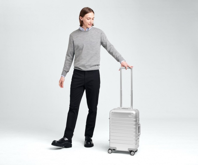 Maleta Away Carry-On: Aluminum Edition Plateados | bU1S1gWI5mc